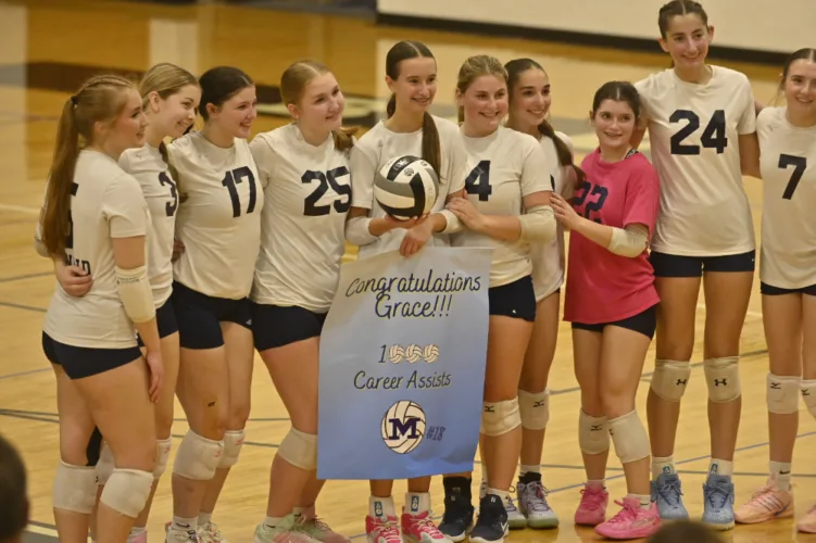 Klockner earns 1,000th assist as McDonald tops Campbell